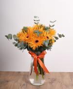 Turuncu Gerbera Vazoda iek Aranjman