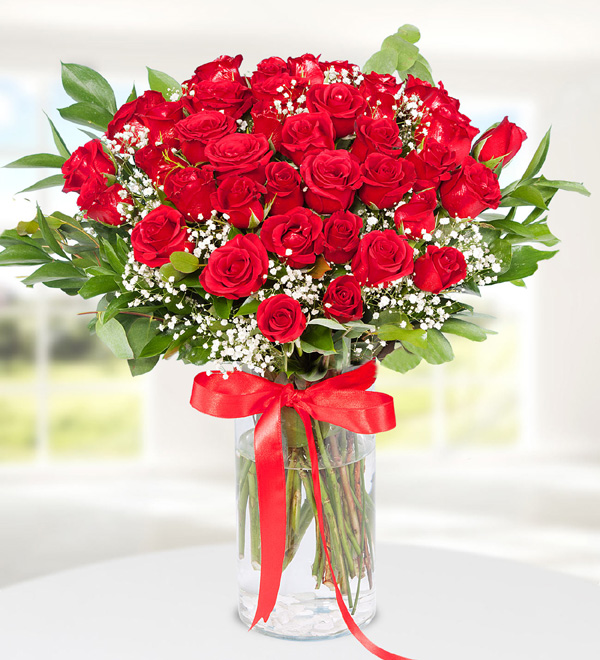33 Kırmızı Gül Vazoda