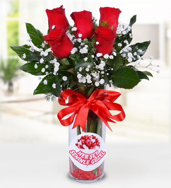 Flüt Vazoda 5 Kırmızı Gül