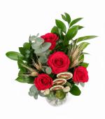 Vazoda Harika K�rm�z� G�ller ve Okaliptuslar